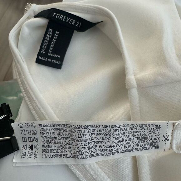 Forever 21 Ivory Sheath Dress Size Medium - Picture 5 of 6